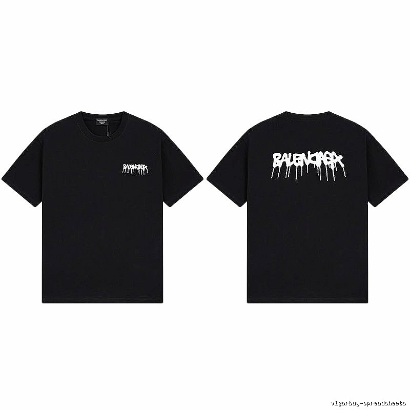 Balenciaga street-style black T-shirt