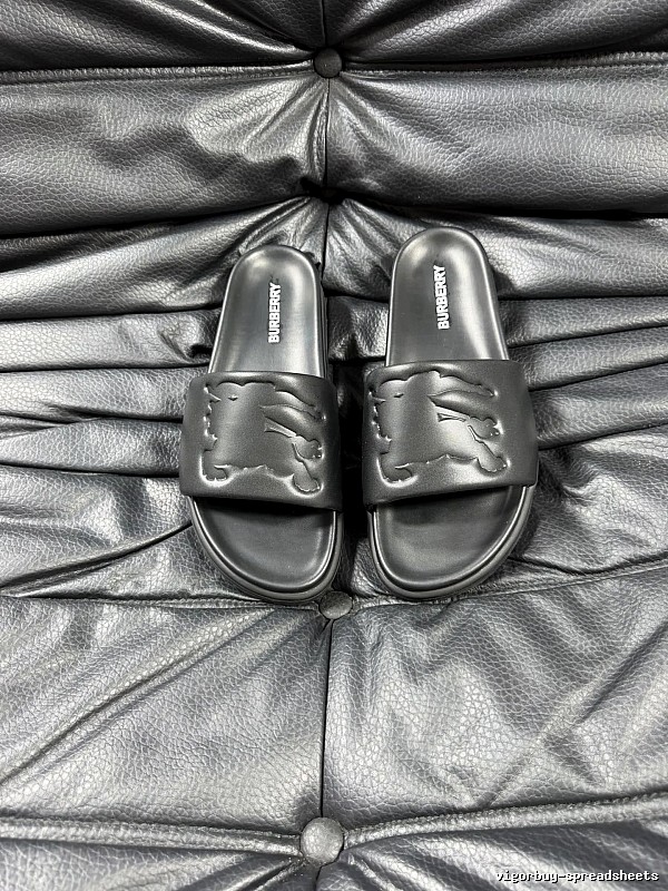 Burberry Knight Embossed Casual Style Black Slides