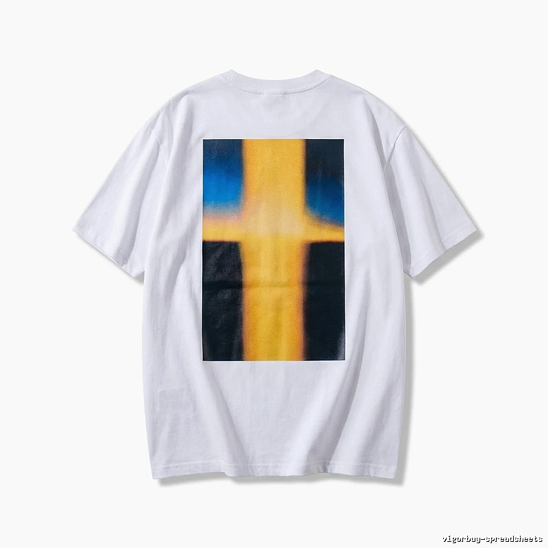 ESSENTIALS minimalist style white T-shirt