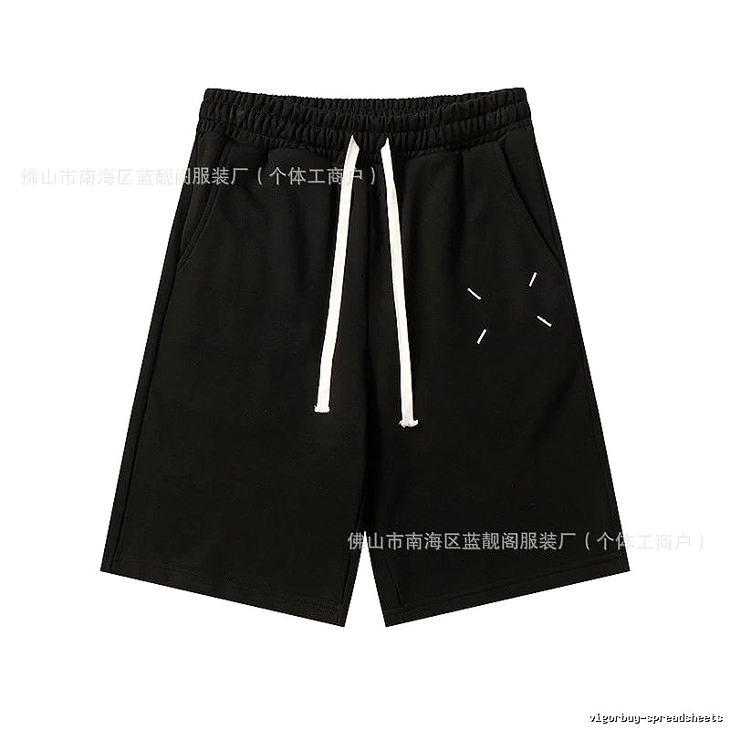 Maison Margiela minimalist style black shorts