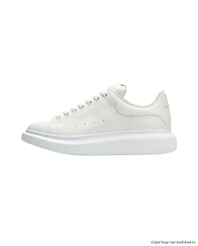 McQueen thick-soled casual small white shoes