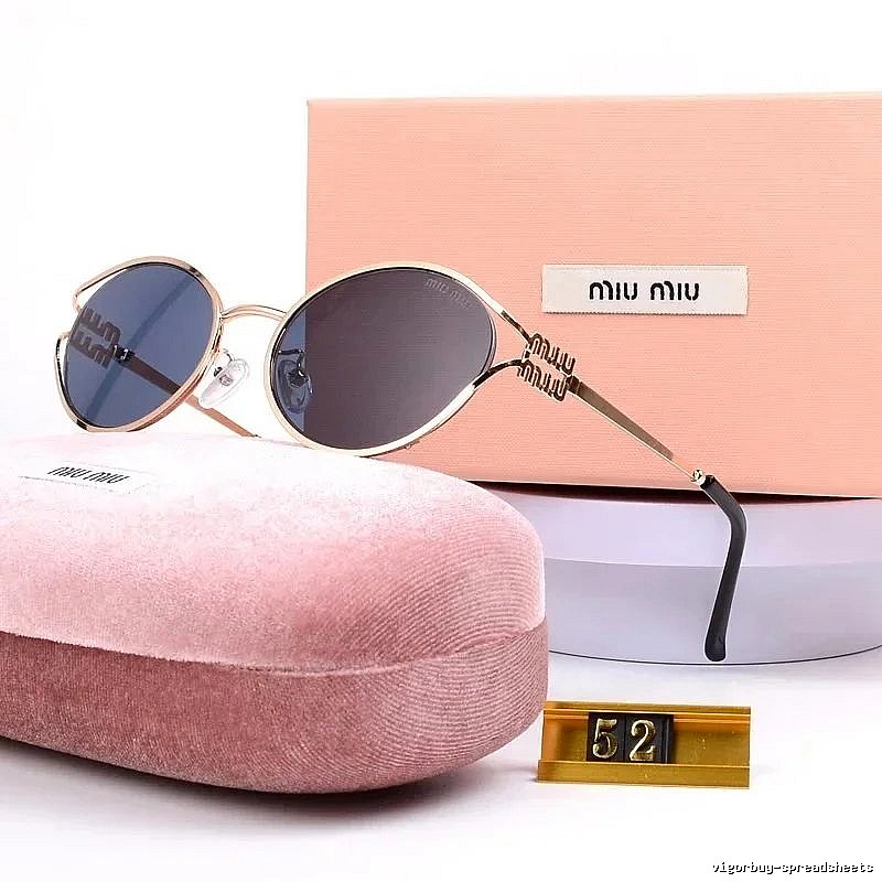Miu Miu Logo Detail Oversized sunglasses Black Oval Sunglasses with Relaxed Feel