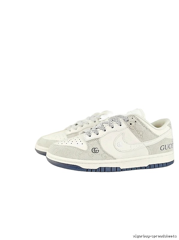 Nike Dunk Co-branded White and Grey Sports Shoes