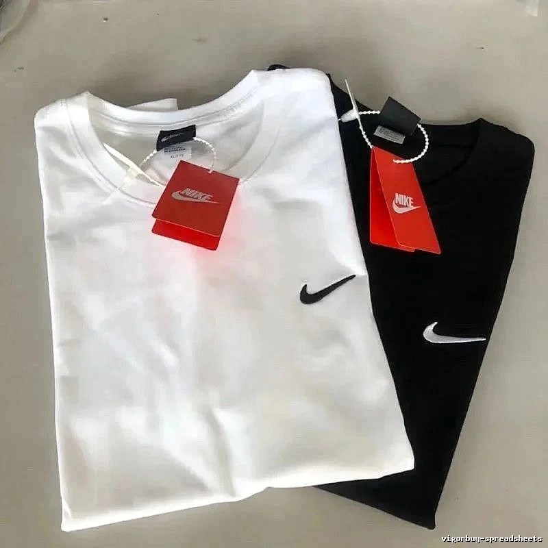 Nike Side Swoosh Logo Detail Black Swoosh T-Shirt Streetwear Look