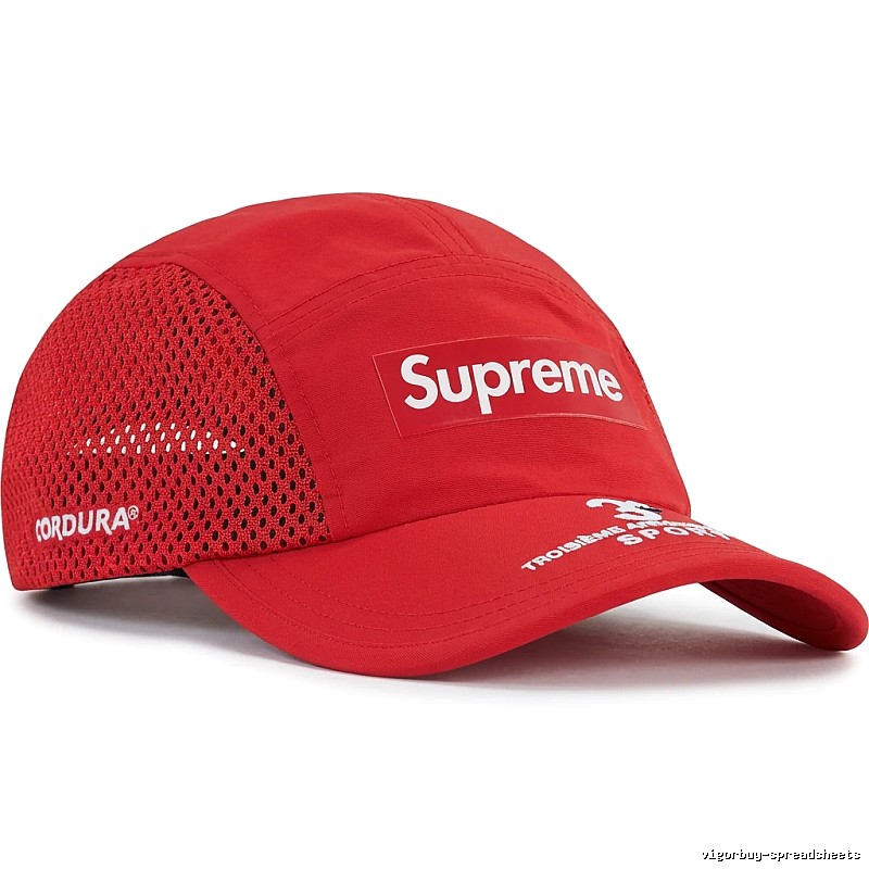 Supreme sporty red cap