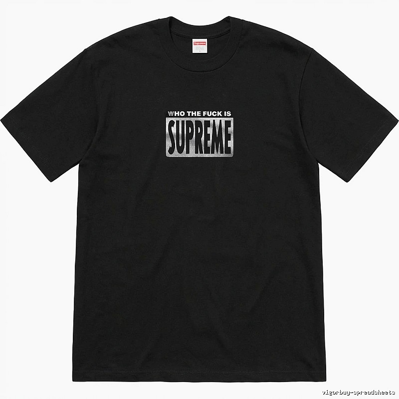 Supreme trendy and cool black short-sleeved shirt